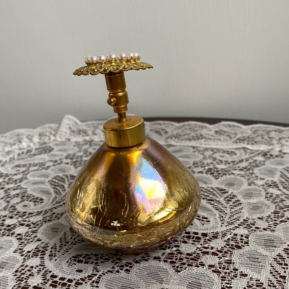 HolmSpray Perfume Diffuser Atomizer Gold Crackle Leaf with Pearl accents Patina - Picture 3 of 7